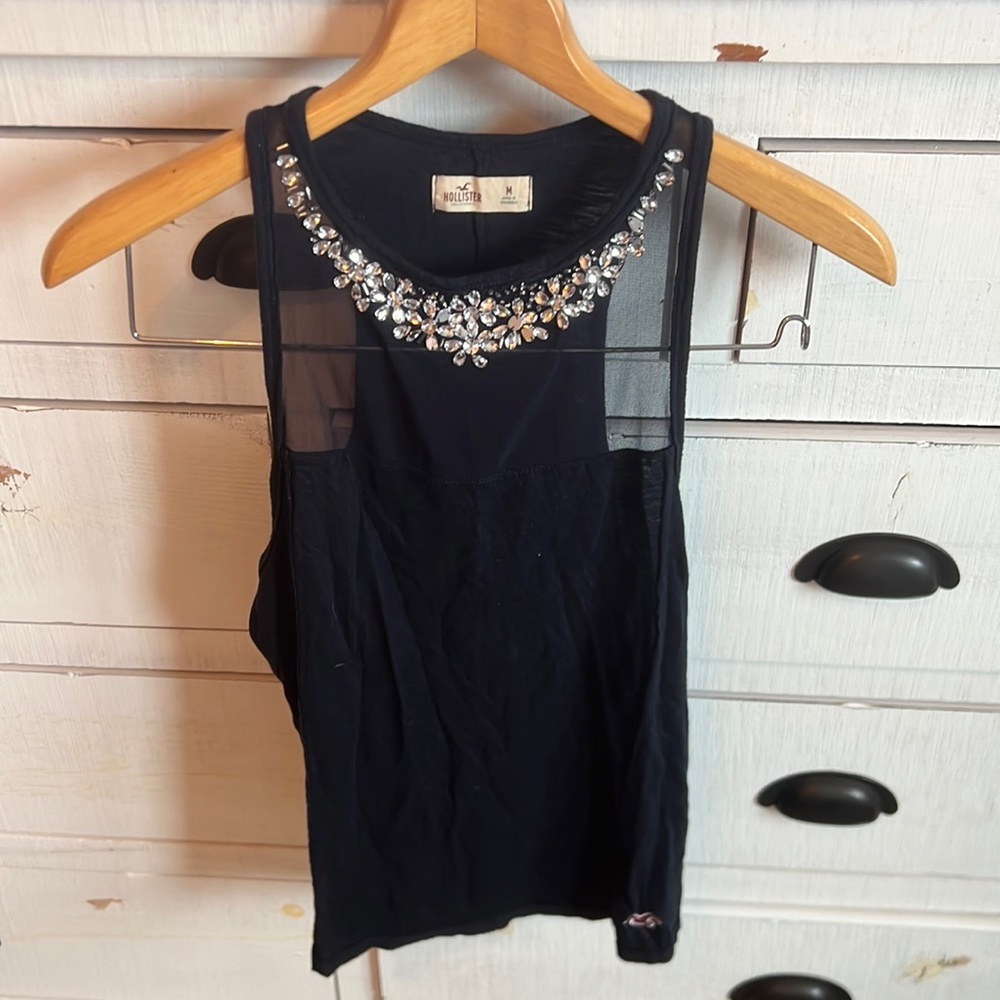 Hollister Tank